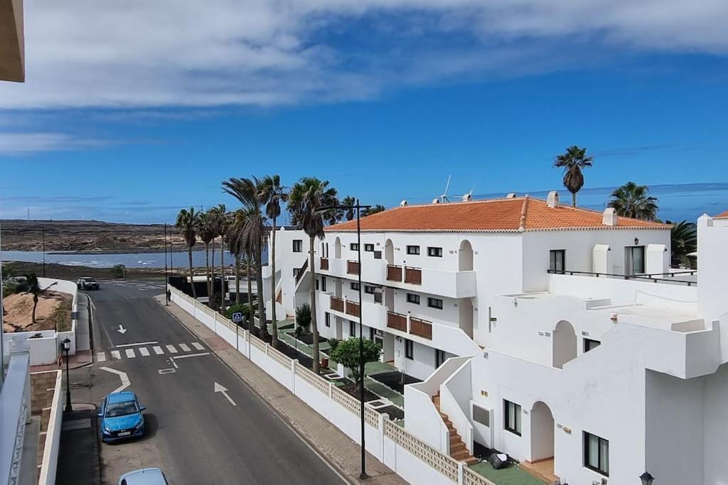 Gilda: Beautiful Spacious Apartment. Seaview From Rooftop Terrace Коралео Екстериор снимка