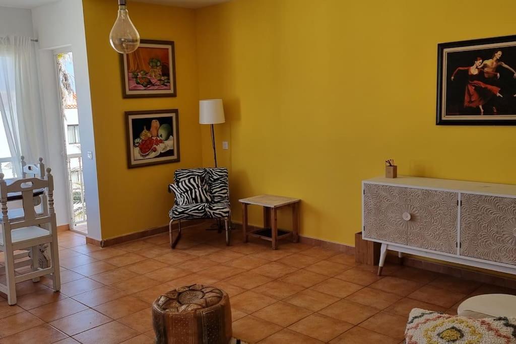 Gilda: Beautiful Spacious Apartment. Seaview From Rooftop Terrace Коралео Екстериор снимка