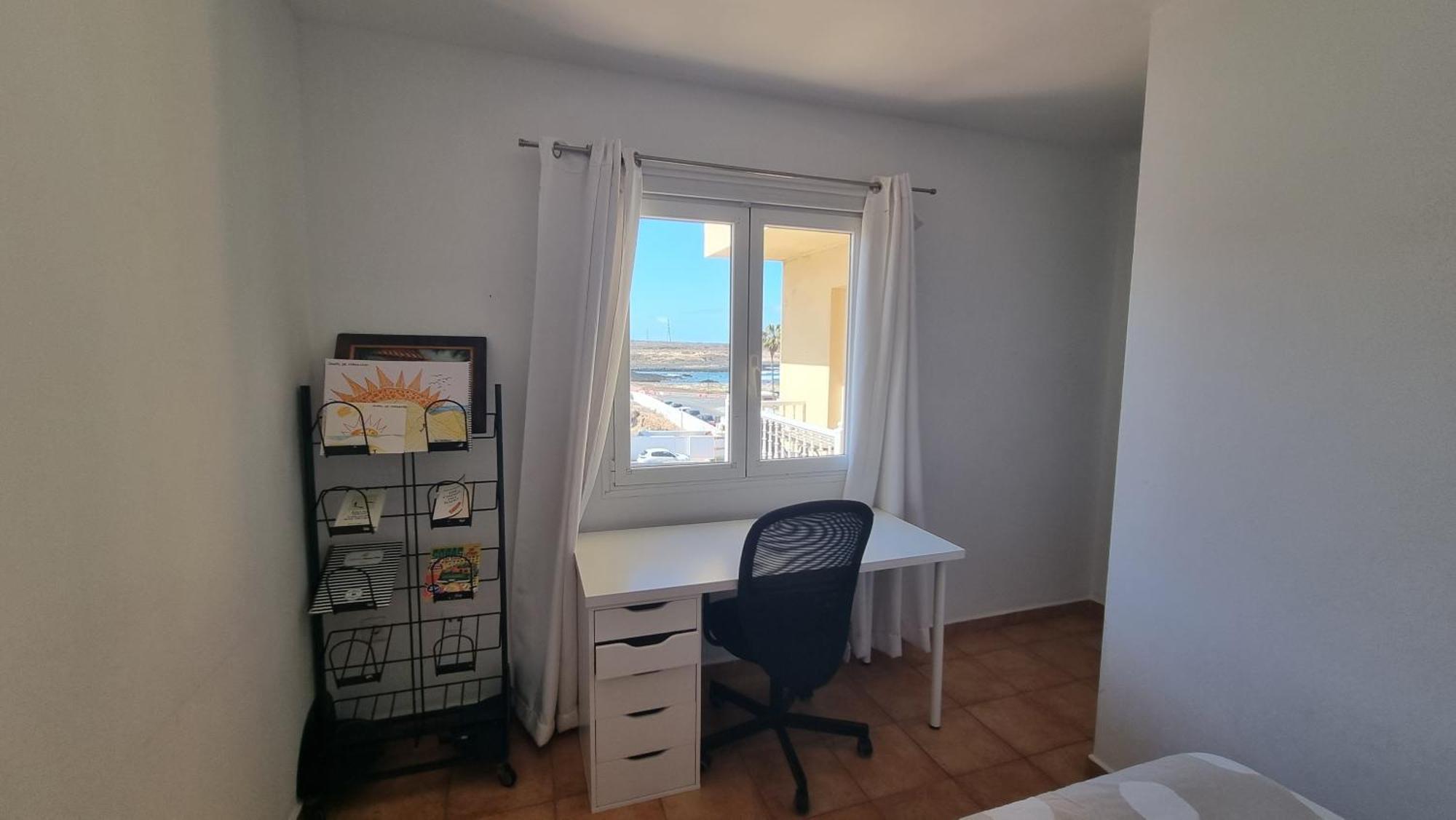 Gilda: Beautiful Spacious Apartment. Seaview From Rooftop Terrace Коралео Екстериор снимка